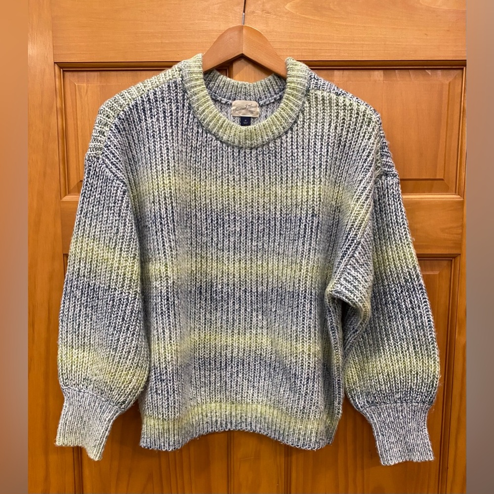 COZY Universal Thread Sweater